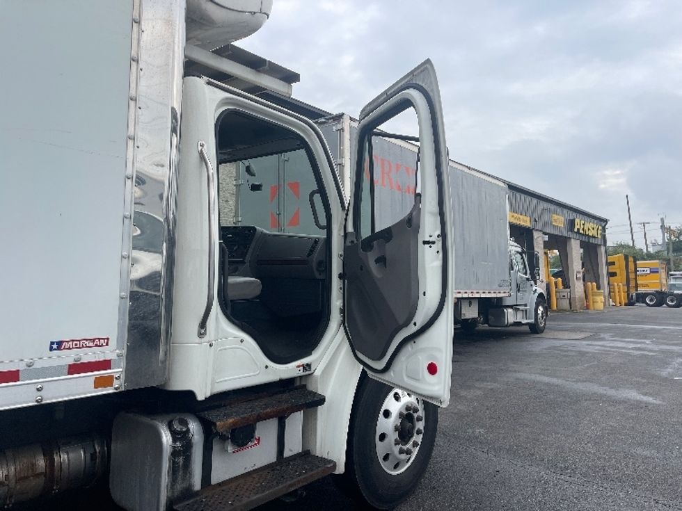 Refrigerated Truck-Light and Medium Duty Trucks-Freightliner-2020-M2-North Bergen-NJ-130,119\n\t\tmiles-$ 55,250 - Image 20