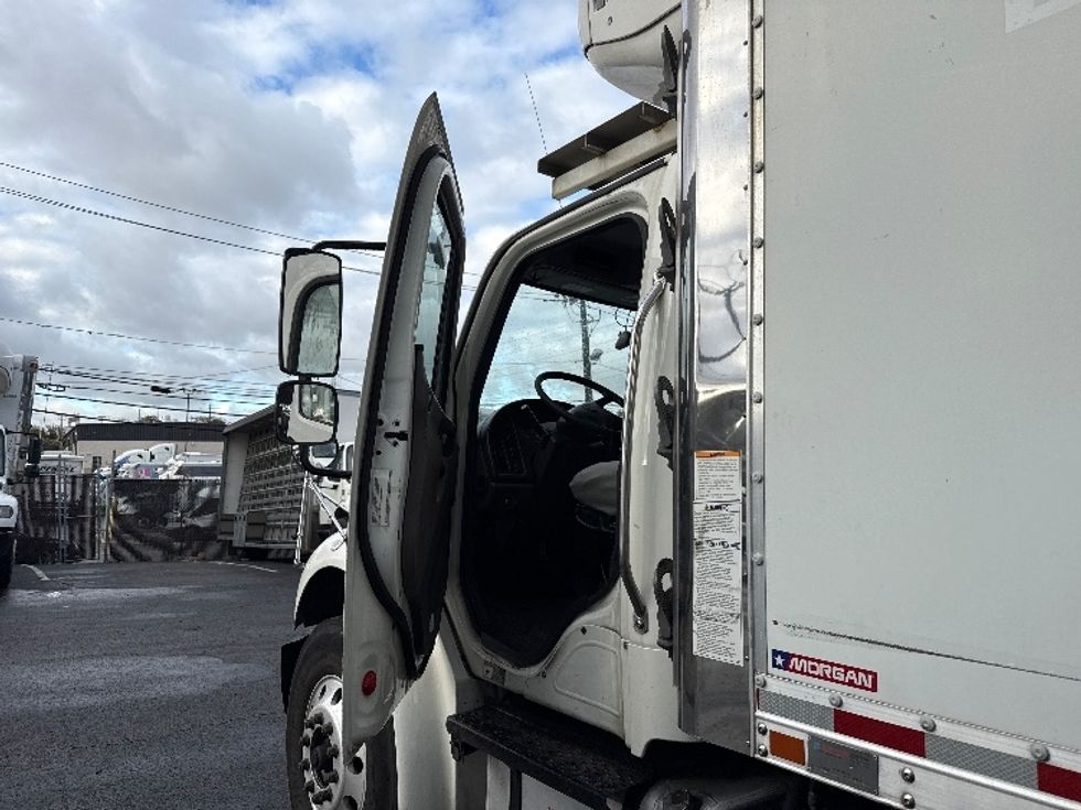 Refrigerated Truck-Light and Medium Duty Trucks-Freightliner-2020-M2-North Bergen-NJ-149,294\n\t\tmiles-$ 58,500 - Image 16
