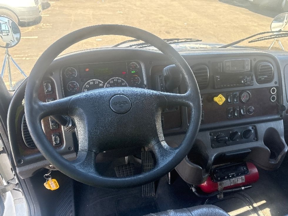 Refrigerated Truck-Light and Medium Duty Trucks-Freightliner-2020-M2-North Bergen-NJ-149,294\n\t\tmiles-$ 58,500 - Image 18