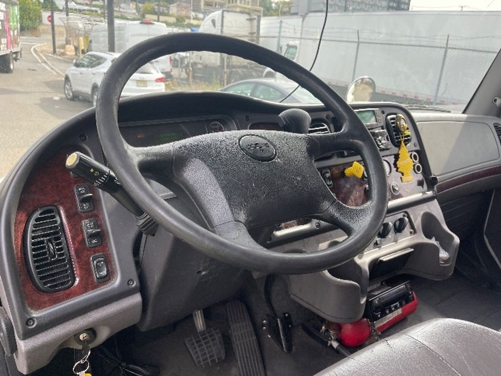 Refrigerated Truck-Light and Medium Duty Trucks-Freightliner-2020-M2-North Bergen-NJ-154,795\n\t\tmiles-$ 52,500 - Image 17