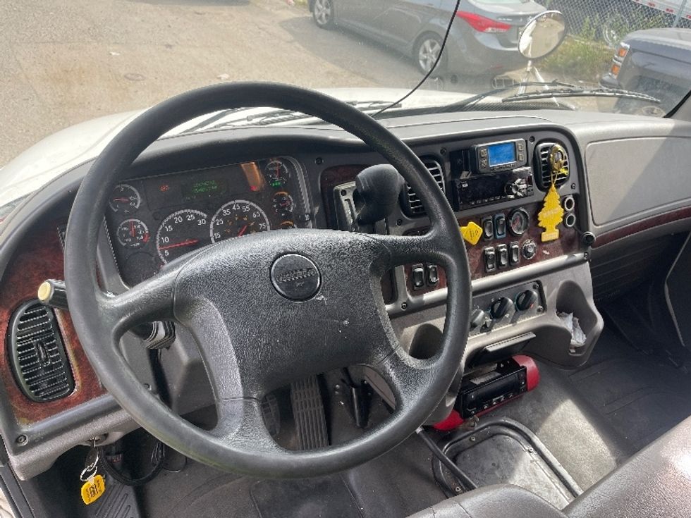 Refrigerated Truck-Light and Medium Duty Trucks-Freightliner-2020-M2-North Bergen-NJ-154,795\n\t\tmiles-$ 52,500 - Image 18