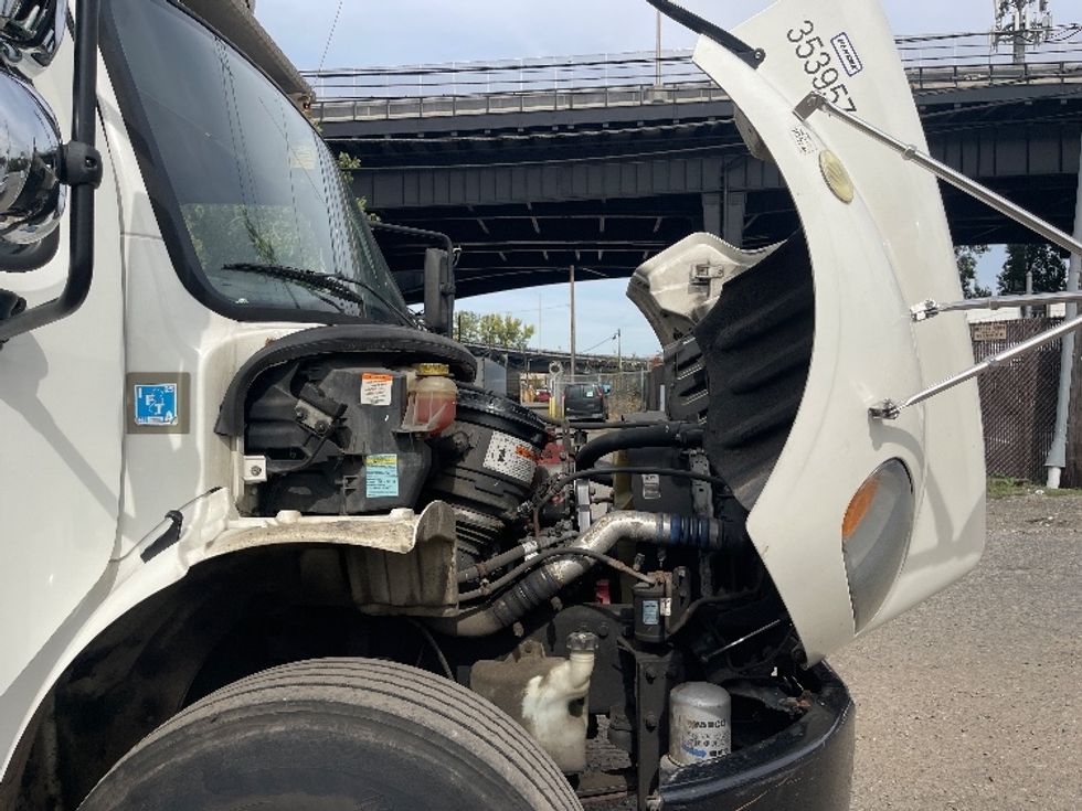 Refrigerated Truck-Light and Medium Duty Trucks-Freightliner-2020-M2-North Bergen-NJ-154,795\n\t\tmiles-$ 52,500 - Image 22