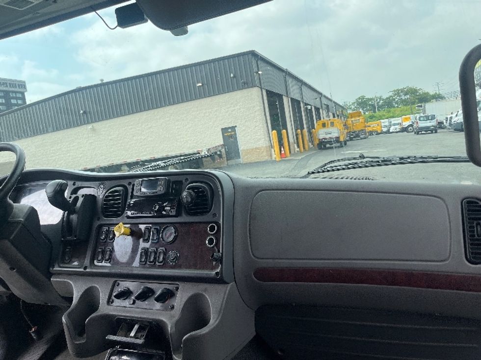Refrigerated Truck-Light and Medium Duty Trucks-Freightliner-2020-M2-North Bergen-NJ-167,421\n\t\tmiles-$ 47,500 - Image 21