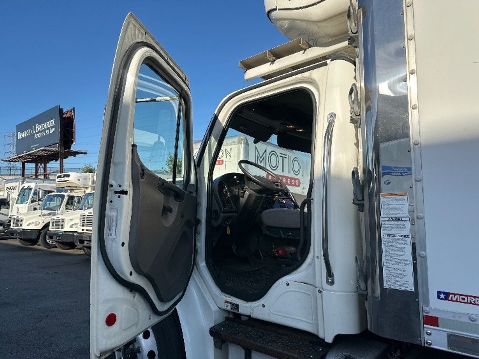 Refrigerated Truck-Light and Medium Duty Trucks-Freightliner-2020-M2-North Bergen-NJ-171,733\n\t\tmiles-$ 47,000 - Image 15