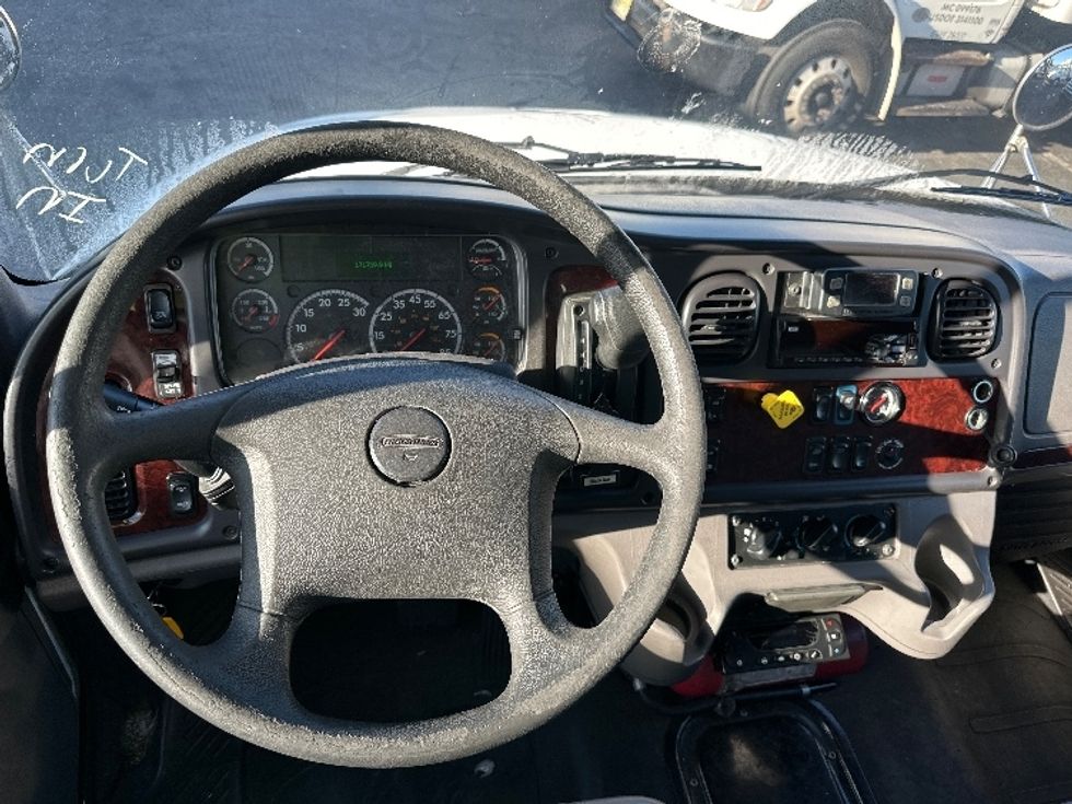 Refrigerated Truck-Light and Medium Duty Trucks-Freightliner-2020-M2-North Bergen-NJ-171,733\n\t\tmiles-$ 47,000 - Image 17