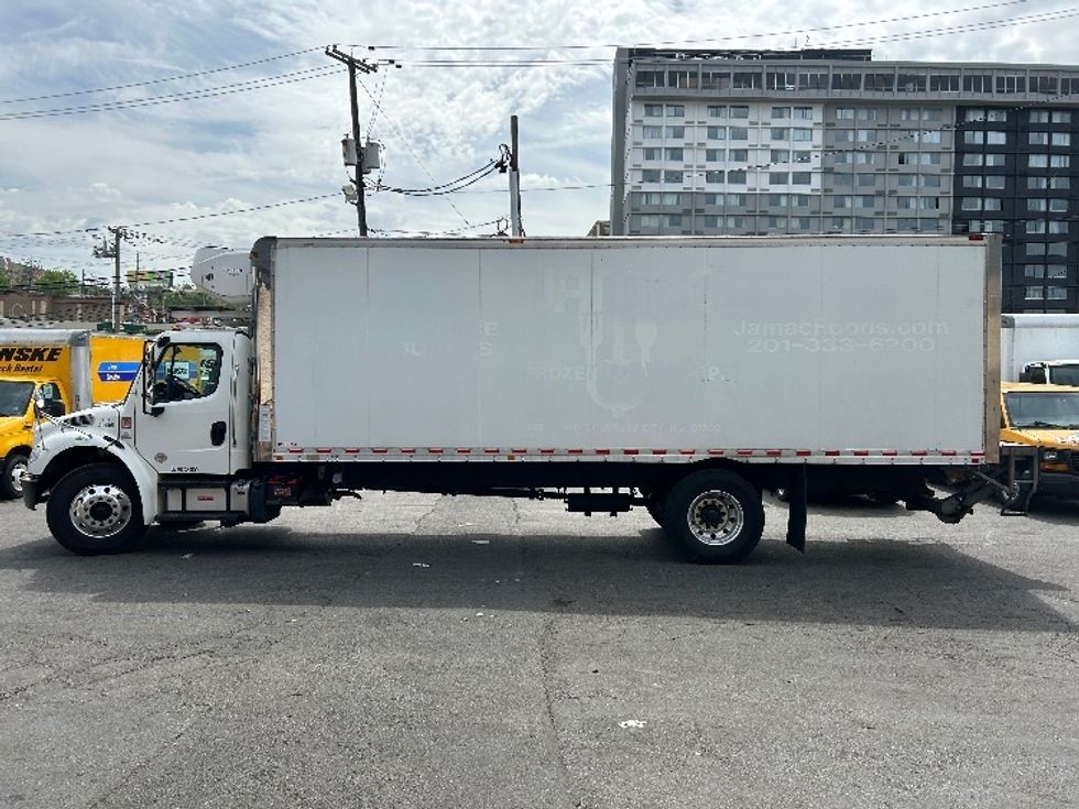 Refrigerated Truck-Light and Medium Duty Trucks-Freightliner-2020-M2-North Bergen-NJ-176,158\n\t\tmiles-$ 45,000 - Image 4