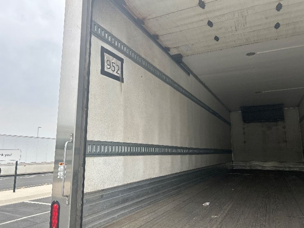 Refrigerated Truck-Light and Medium Duty Trucks-Freightliner-2020-M2-North Bergen-NJ-179,279\n\t\tmiles-$ 49,500 - Image 11