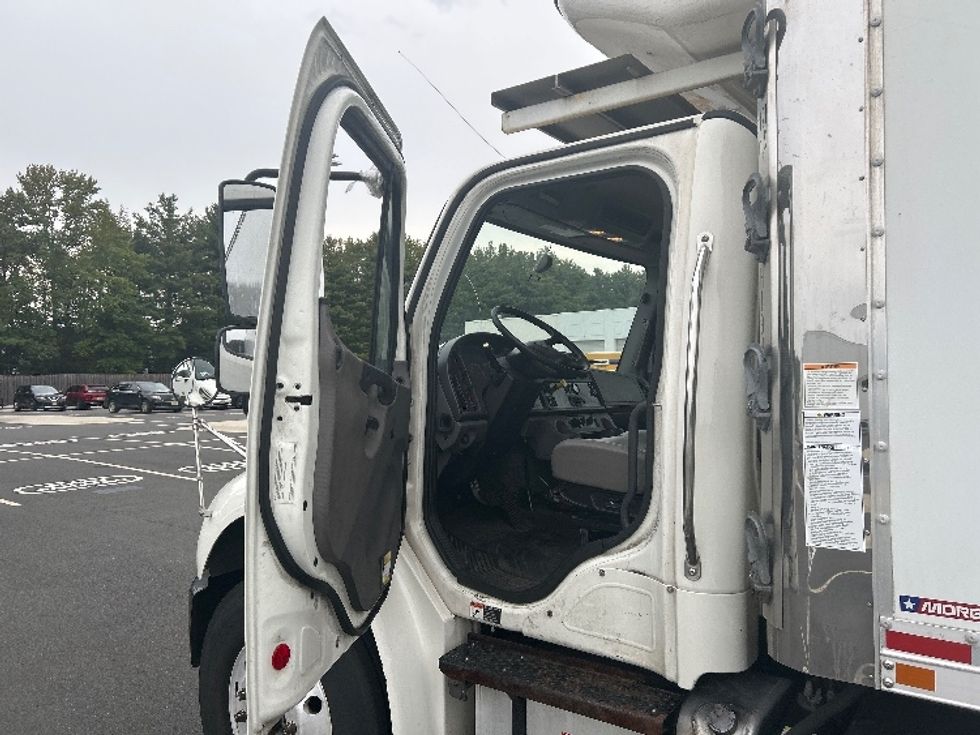 Refrigerated Truck-Light and Medium Duty Trucks-Freightliner-2020-M2-North Bergen-NJ-179,279\n\t\tmiles-$ 49,500 - Image 16
