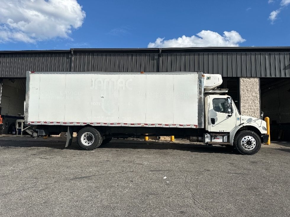 Refrigerated Truck-Light and Medium Duty Trucks-Freightliner-2020-M2-North Bergen-NJ-184,030\n\t\tmiles-$ 48,500 - Image 15