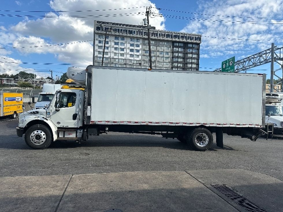 Refrigerated Truck-Light and Medium Duty Trucks-Freightliner-2020-M2-North Bergen-NJ-184,030\n\t\tmiles-$ 48,500 - Image 4