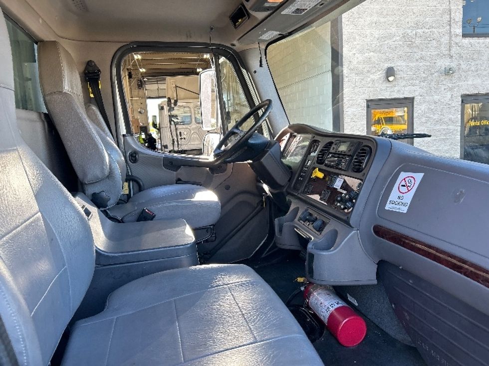 Refrigerated Truck-Light and Medium Duty Trucks-Freightliner-2020-M2-North Bergen-NJ-212,343\n\t\tmiles-$ 55,000 - Image 22