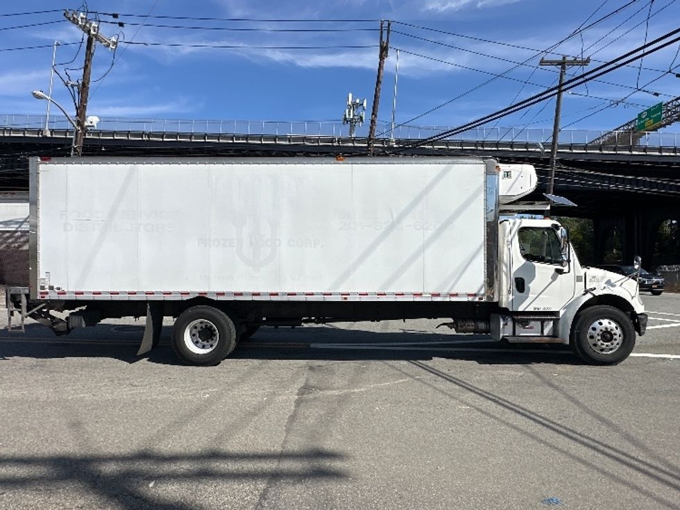 Refrigerated Truck-Light and Medium Duty Trucks-Freightliner-2020-M2-North Bergen-NJ-83,009\n\t\tmiles-$ 60,000 - Image 15