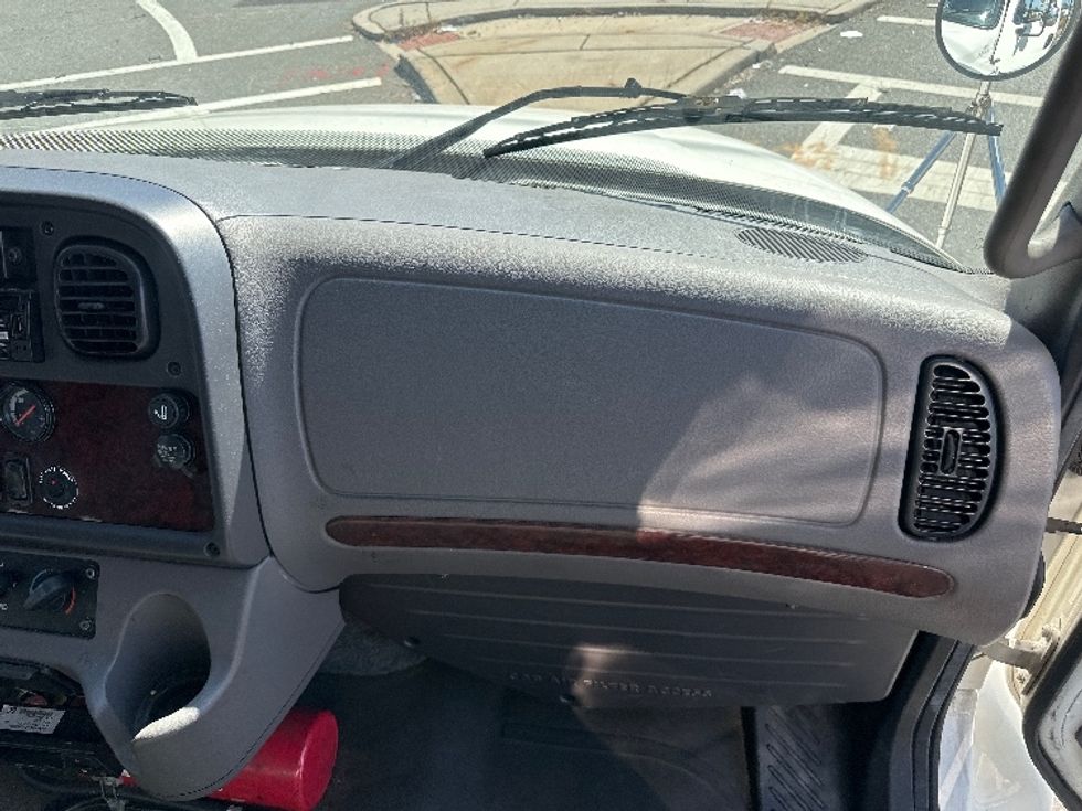 Refrigerated Truck-Light and Medium Duty Trucks-Freightliner-2020-M2-North Bergen-NJ-83,009\n\t\tmiles-$ 60,000 - Image 21