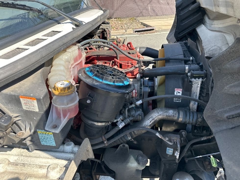 Refrigerated Truck-Light and Medium Duty Trucks-Freightliner-2020-M2-North Bergen-NJ-83,009\n\t\tmiles-$ 60,000 - Image 23