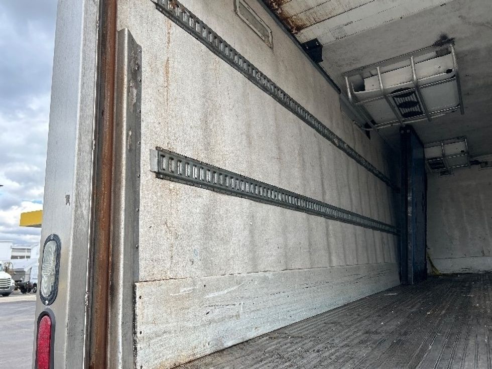 Refrigerated Truck-Light and Medium Duty Trucks-Freightliner-2020-M2-Norton-MA-159,859\n\t\tmiles-$ 68,500 - Image 11