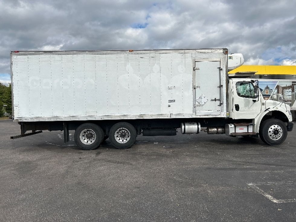 Refrigerated Truck-Light and Medium Duty Trucks-Freightliner-2020-M2-Norton-MA-159,859\n\t\tmiles-$ 68,500 - Image 15