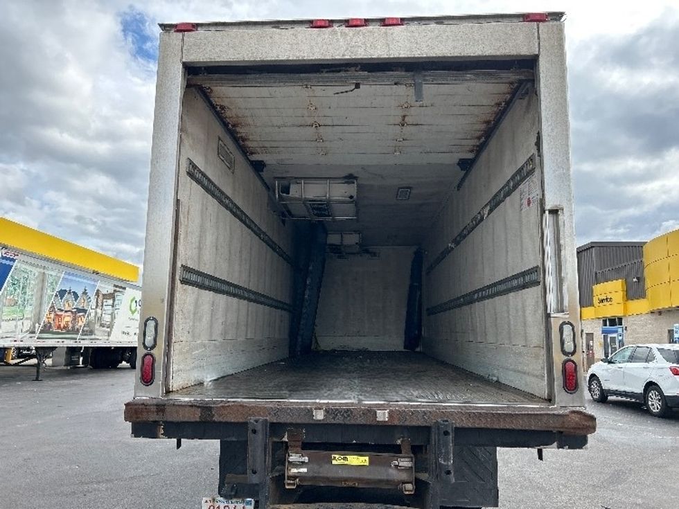 Refrigerated Truck-Light and Medium Duty Trucks-Freightliner-2020-M2-Norton-MA-159,859\n\t\tmiles-$ 68,500 - Image 8