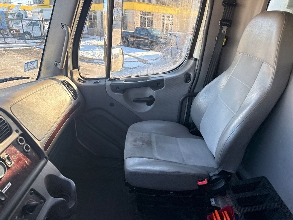 Refrigerated Truck-Light and Medium Duty Trucks-Freightliner-2020-M2-Norton-MA-181,883\n\t\tmiles-$ 63,500 - Image 18