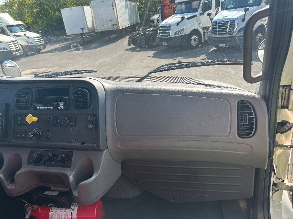 Refrigerated Truck-Light and Medium Duty Trucks-Freightliner-2020-M2-Obetz-OH-165,029\n\t\tmiles-$ 50,500 - Image 21