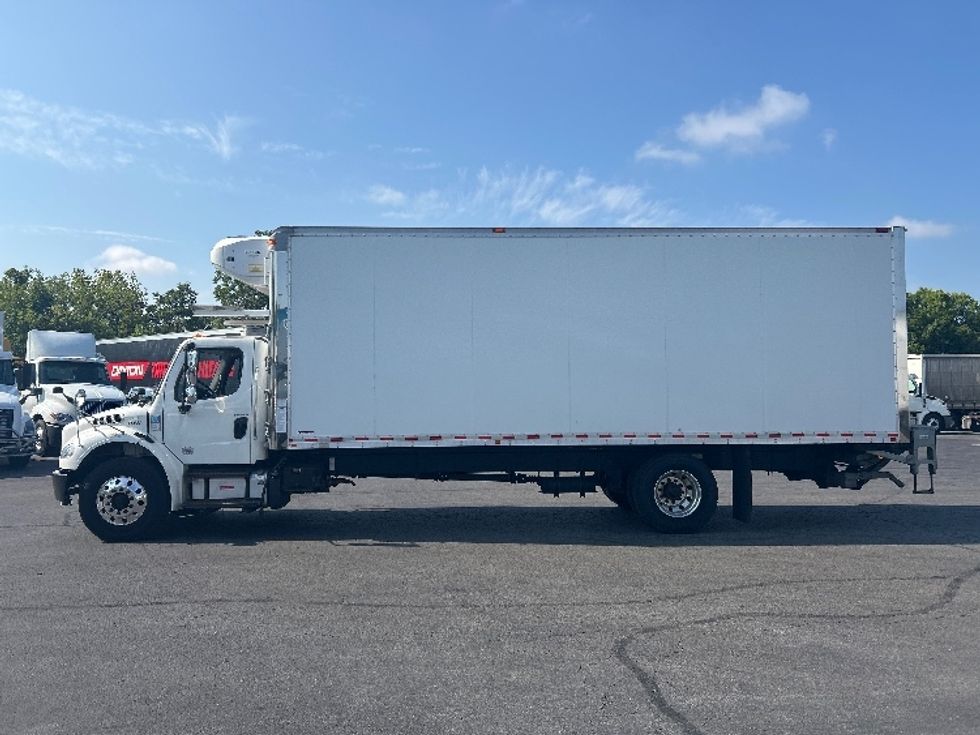 Refrigerated Truck-Light and Medium Duty Trucks-Freightliner-2020-M2-Obetz-OH-165,029\n\t\tmiles-$ 50,500 - Image 4