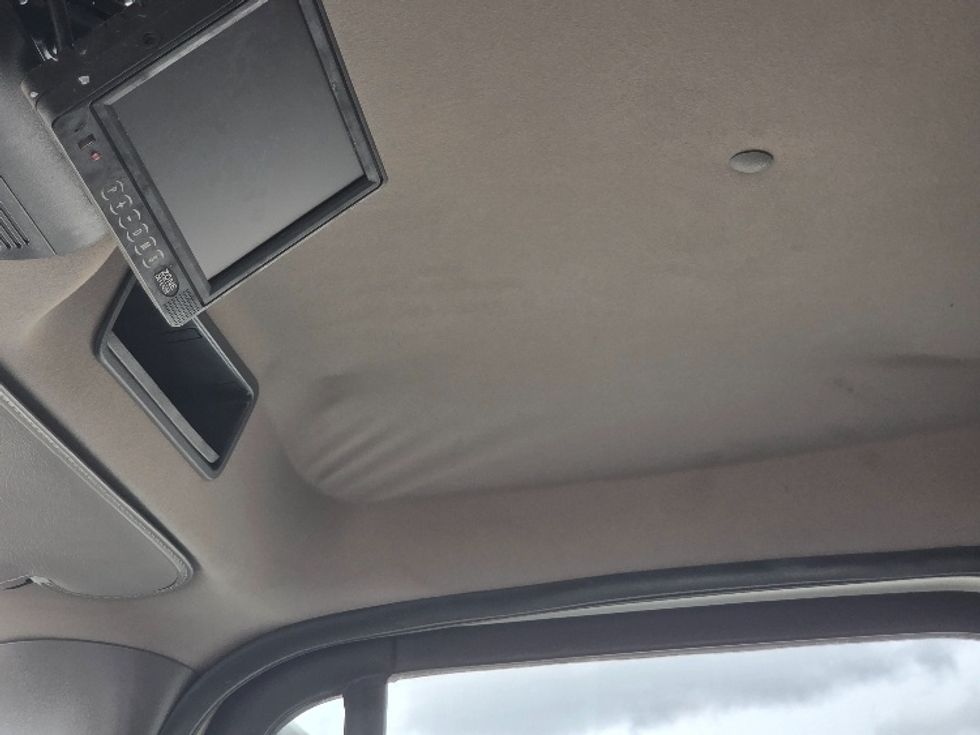 Refrigerated Truck-Light and Medium Duty Trucks-Freightliner-2020-M2-Ocala-FL-155,009\n\t\tmiles-$ 47,500 - Image 26