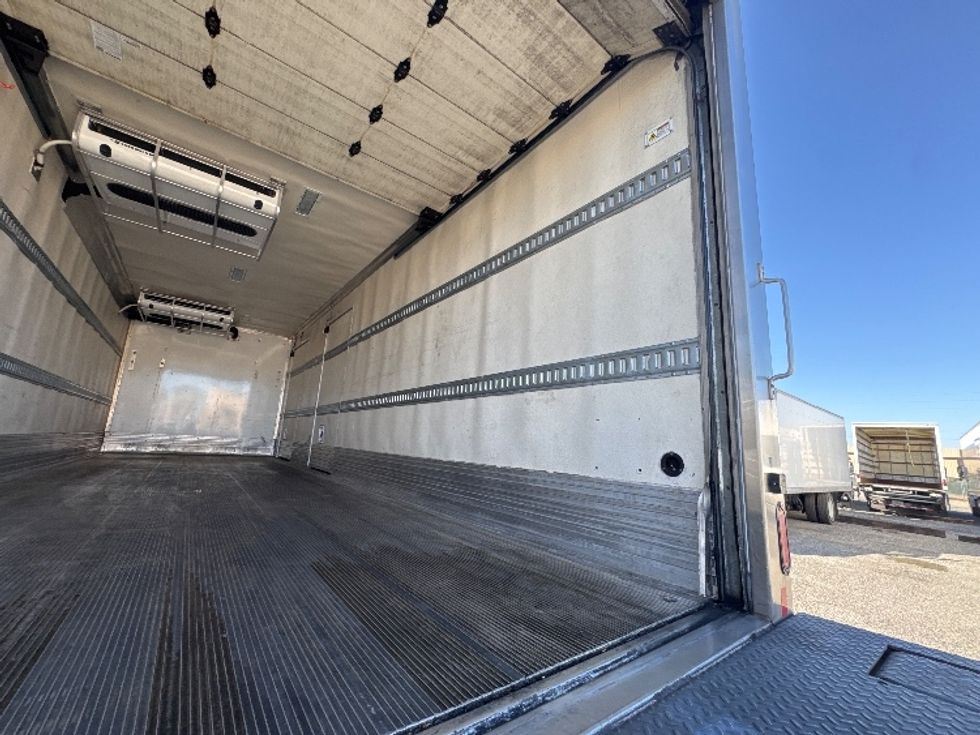 Refrigerated Truck-Light and Medium Duty Trucks-Freightliner-2020-M2-Ocala-FL-246,851\n\t\tmiles-$ 58,500 - Image 12
