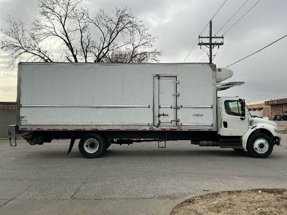 Refrigerated Truck-Light and Medium Duty Trucks-Freightliner-2020-M2-Omaha-NE-126,898\n\t\tmiles-$ 69,000 - Image 15