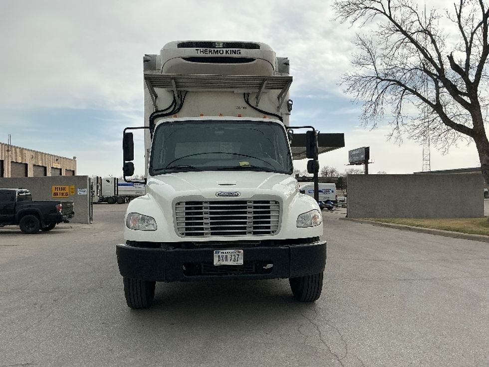 Refrigerated Truck-Light and Medium Duty Trucks-Freightliner-2020-M2-Omaha-NE-126,898\n\t\tmiles-$ 69,000 - Image 2