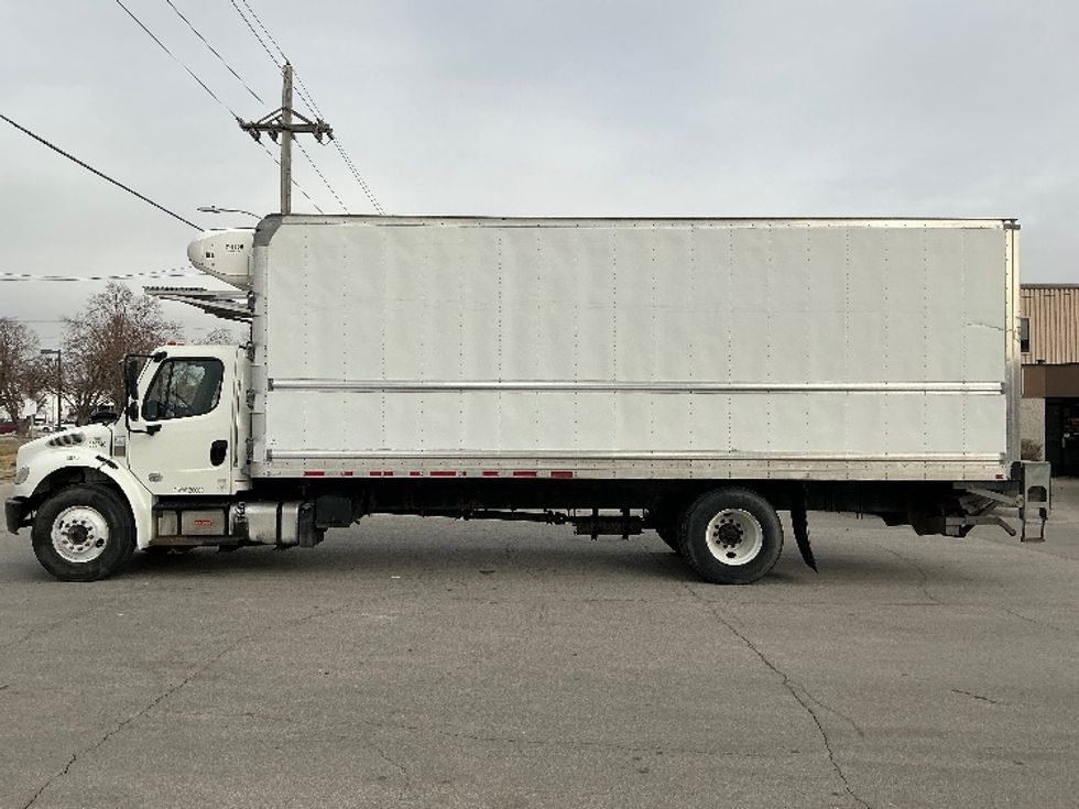 Refrigerated Truck-Light and Medium Duty Trucks-Freightliner-2020-M2-Omaha-NE-126,898\n\t\tmiles-$ 69,000 - Image 4