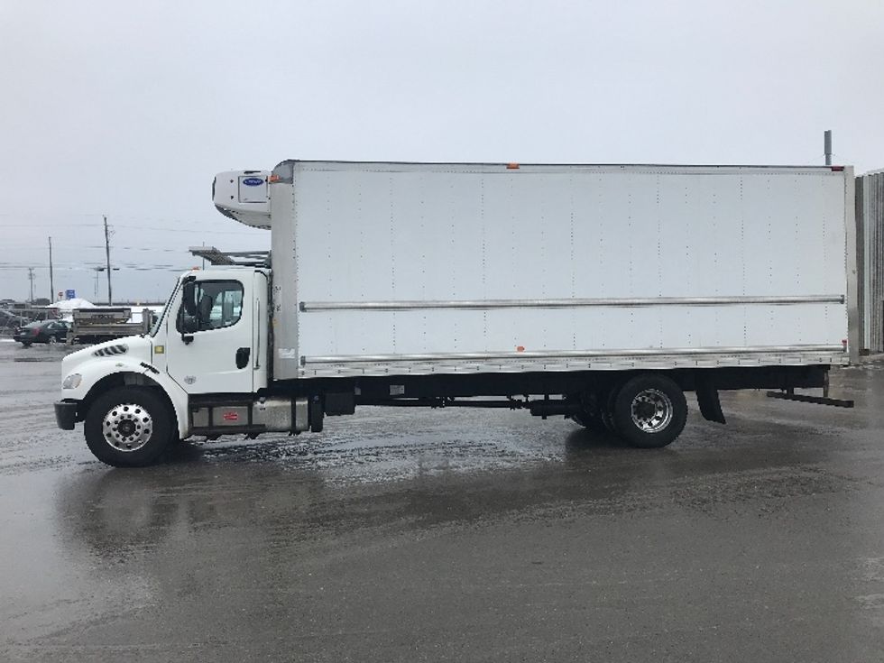 Refrigerated Truck-Light and Medium Duty Trucks-Freightliner-2020-M2-Oshawa-ON-221,165\n\t\tkm-$ 83,500 - Image 4