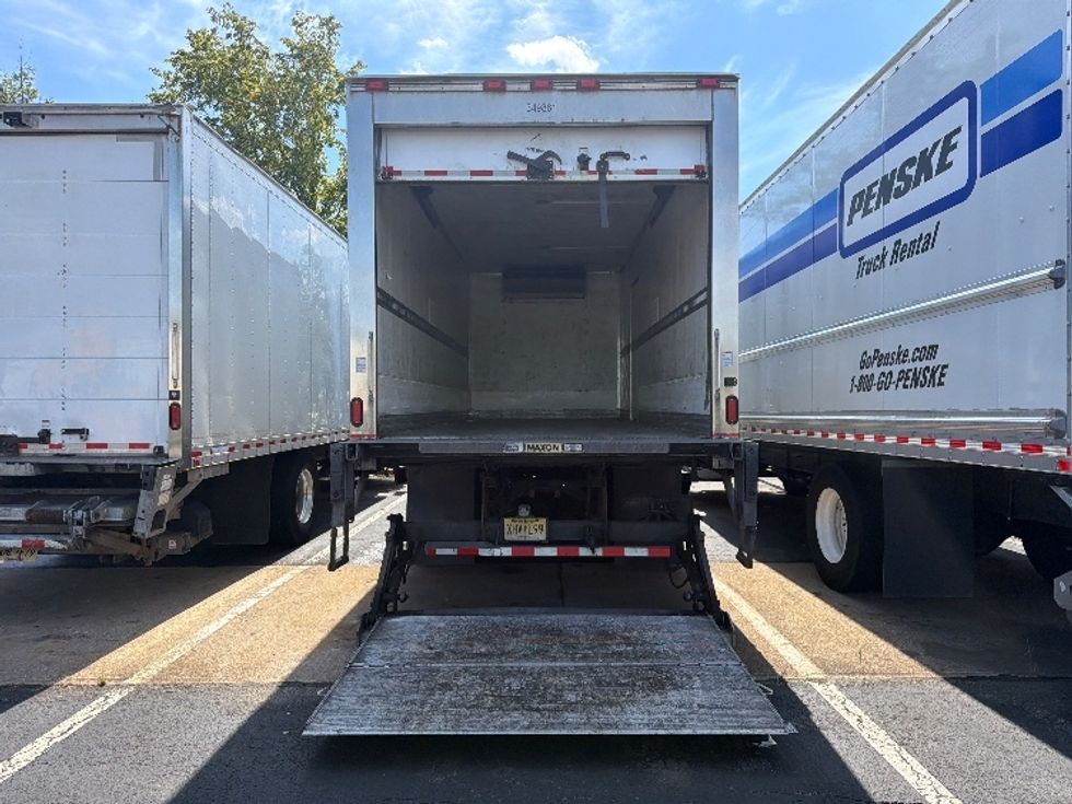 Refrigerated Truck-Light and Medium Duty Trucks-Freightliner-2020-M2-Parsippany-NJ-242,832\n\t\tmiles-$ 16,000 - Image 9