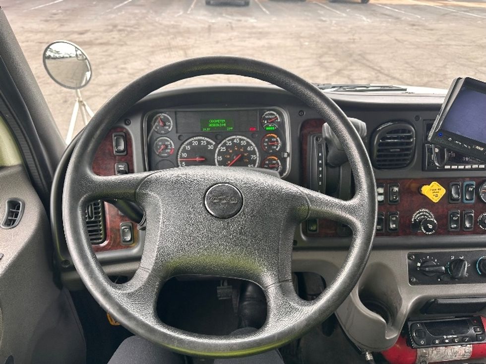 Refrigerated Truck-Light and Medium Duty Trucks-Freightliner-2020-M2-Parsippany-NJ-365,838\n\t\tmiles-$ 23,750 - Image 17