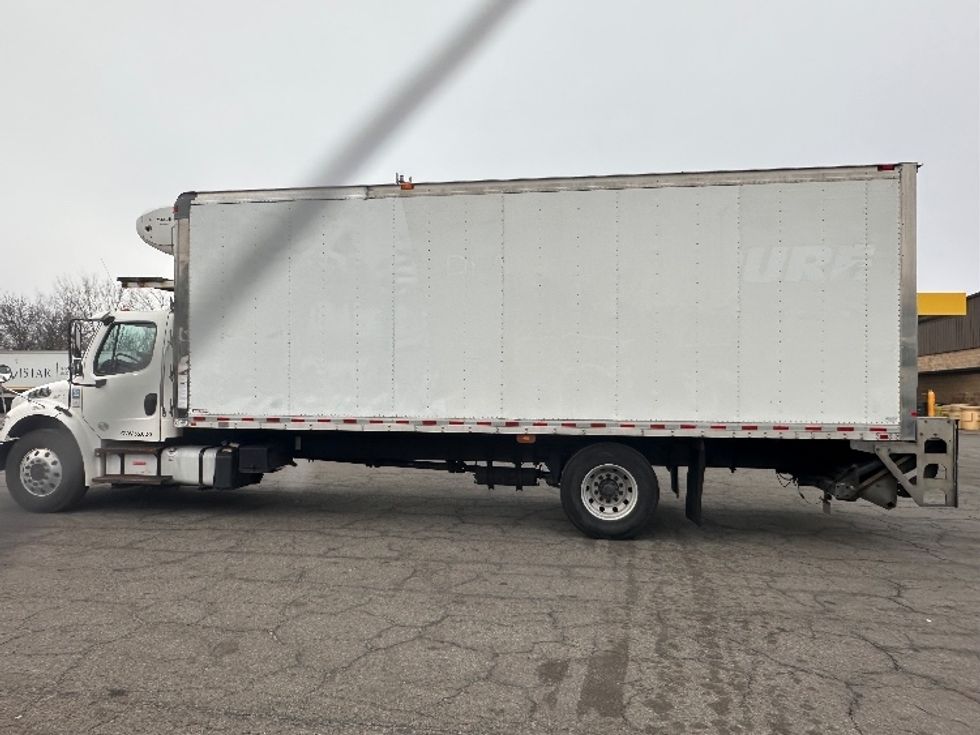 Refrigerated Truck-Light and Medium Duty Trucks-Freightliner-2020-M2-Parsippany-NJ-365,838\n\t\tmiles-$ 23,750 - Image 4