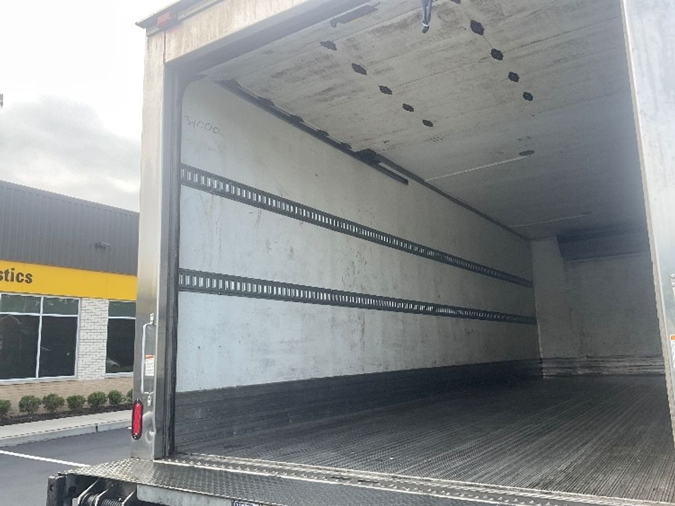 Refrigerated Truck-Light and Medium Duty Trucks-Freightliner-2020-M2-Pennsauken-NJ-138,562\n\t\tmiles-$ 58,250 - Image 11