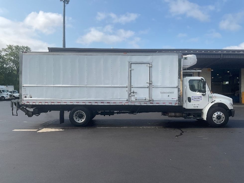 Refrigerated Truck-Light and Medium Duty Trucks-Freightliner-2020-M2-Pennsauken-NJ-138,562\n\t\tmiles-$ 58,250 - Image 15