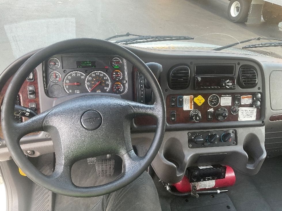 Refrigerated Truck-Light and Medium Duty Trucks-Freightliner-2020-M2-Pennsauken-NJ-138,562\n\t\tmiles-$ 58,250 - Image 18
