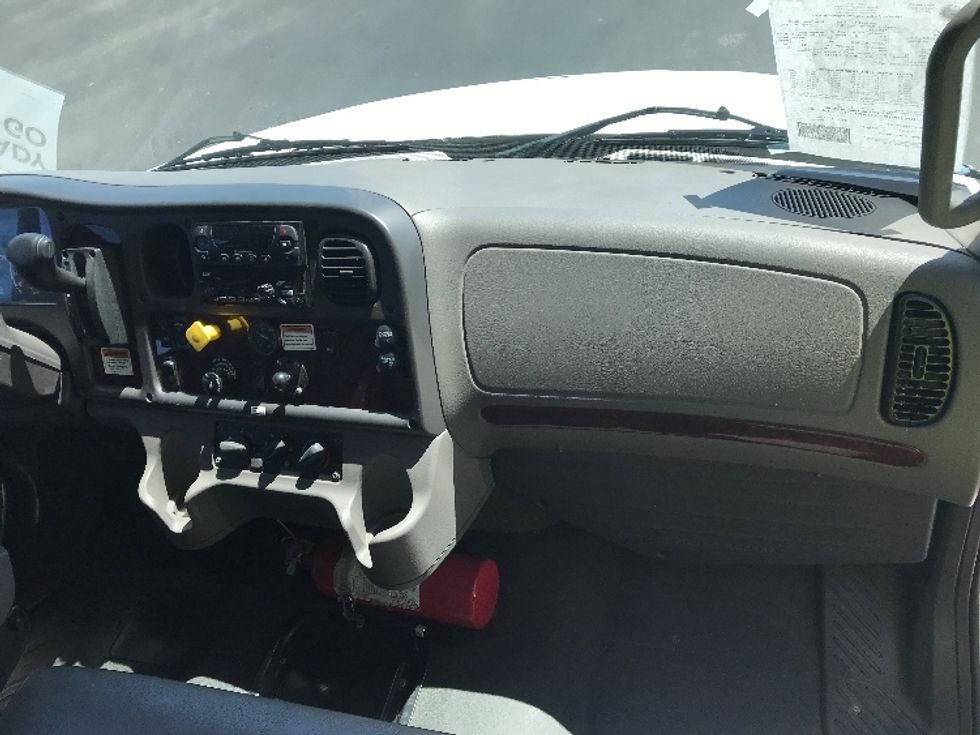 Refrigerated Truck-Light and Medium Duty Trucks-Freightliner-2020-M2-Pensacola-FL-169,335\n\t\tmiles-$ 55,500 - Image 21