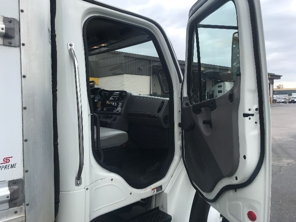 Refrigerated Truck-Light and Medium Duty Trucks-Freightliner-2020-M2-Pensacola-FL-220,924\n\t\tmiles-$ 53,750 - Image 20