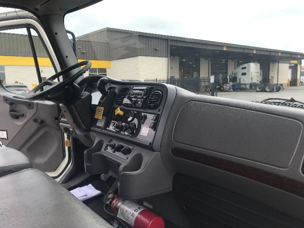 Refrigerated Truck-Light and Medium Duty Trucks-Freightliner-2020-M2-Pensacola-FL-220,924\n\t\tmiles-$ 53,750 - Image 21