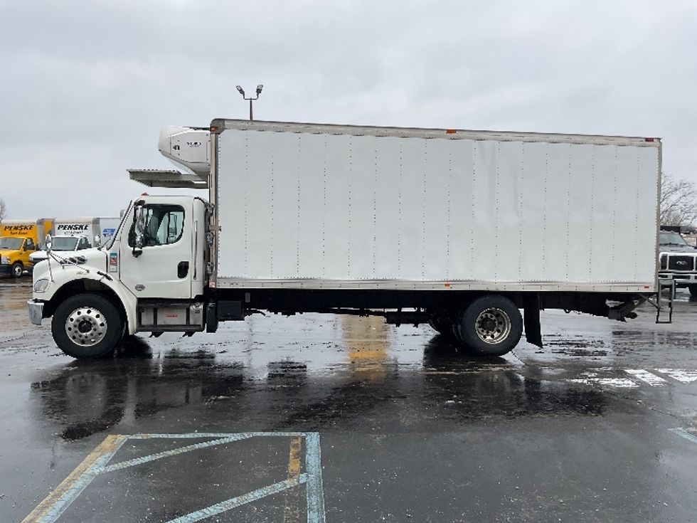 Refrigerated Truck-Light and Medium Duty Trucks-Freightliner-2020-M2-Perrysburg-OH-202,917\n\t\tmiles-$ 54,250 - Image 4