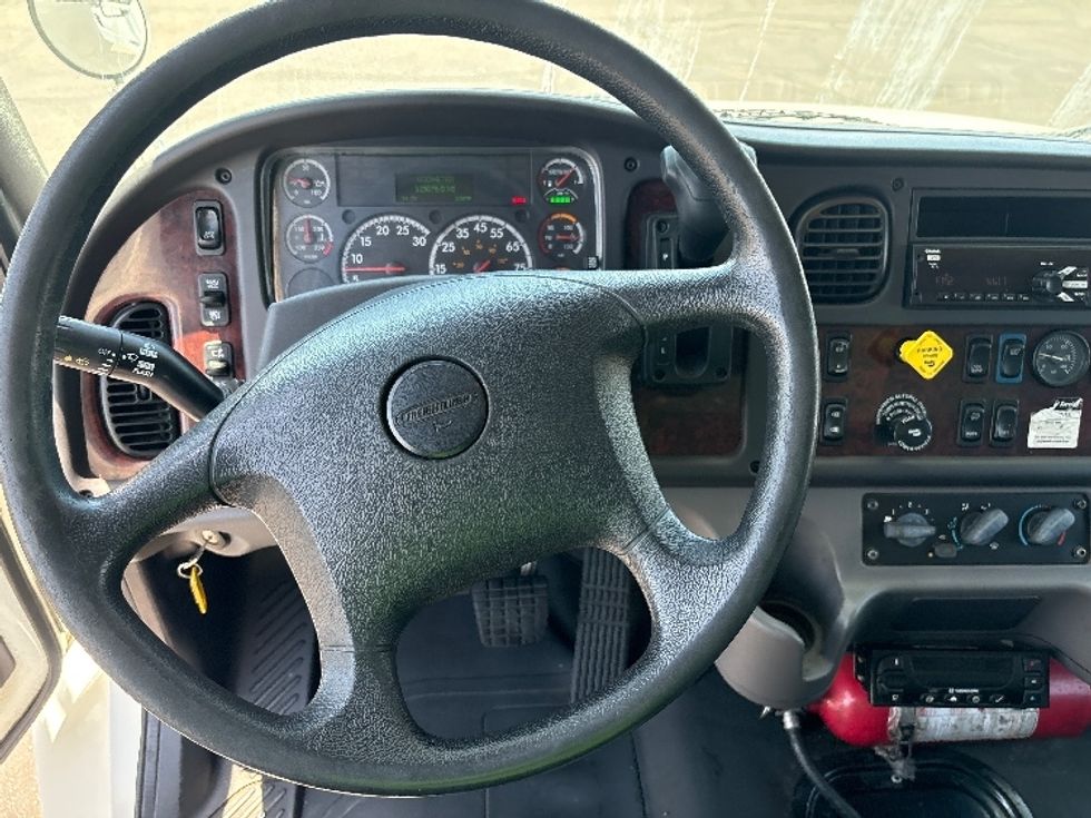 Refrigerated Truck-Light and Medium Duty Trucks-Freightliner-2020-M2-Phoenix-AZ-117,254\n\t\tmiles-$ 57,250 - Image 17