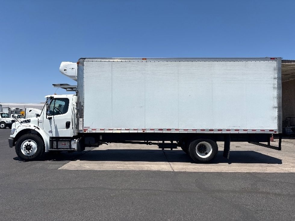 Refrigerated Truck-Light and Medium Duty Trucks-Freightliner-2020-M2-Phoenix-AZ-117,254\n\t\tmiles-$ 57,250 - Image 4