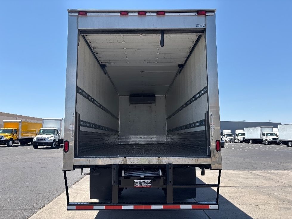 Refrigerated Truck-Light and Medium Duty Trucks-Freightliner-2020-M2-Phoenix-AZ-117,254\n\t\tmiles-$ 57,250 - Image 8