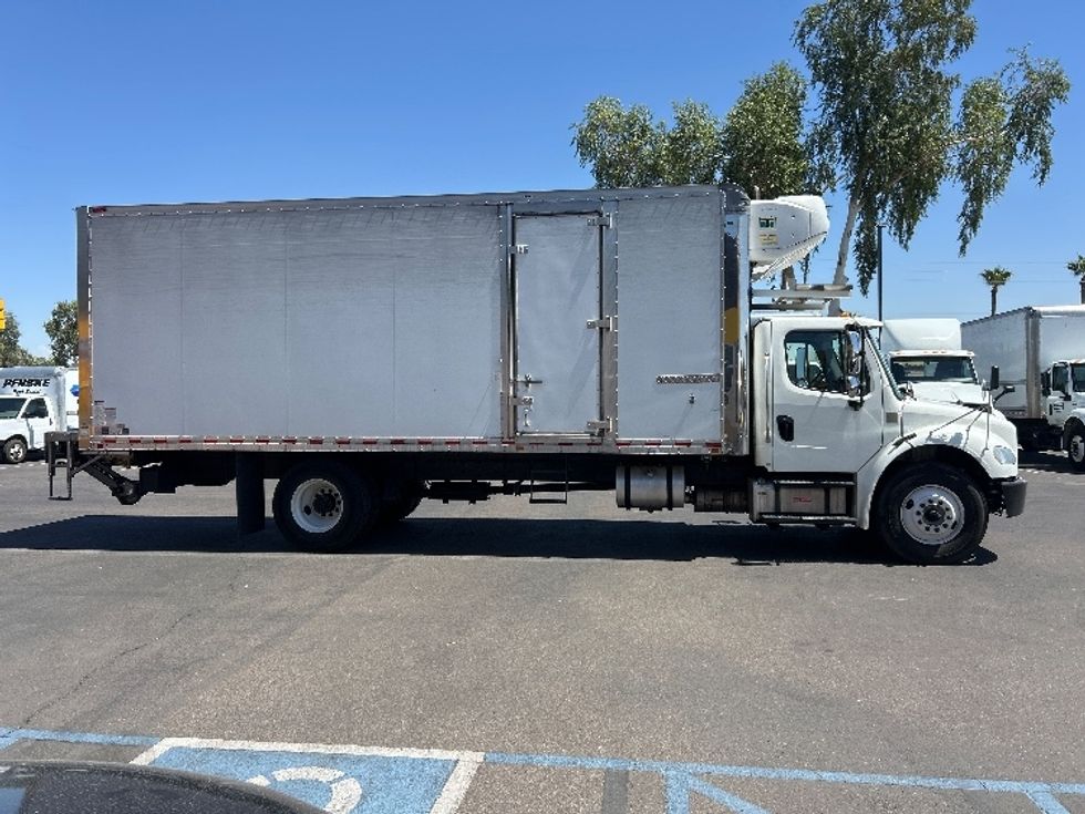 Refrigerated Truck-Light and Medium Duty Trucks-Freightliner-2020-M2-Phoenix-AZ-149,234\n\t\tmiles-$ 70,500 - Image 15
