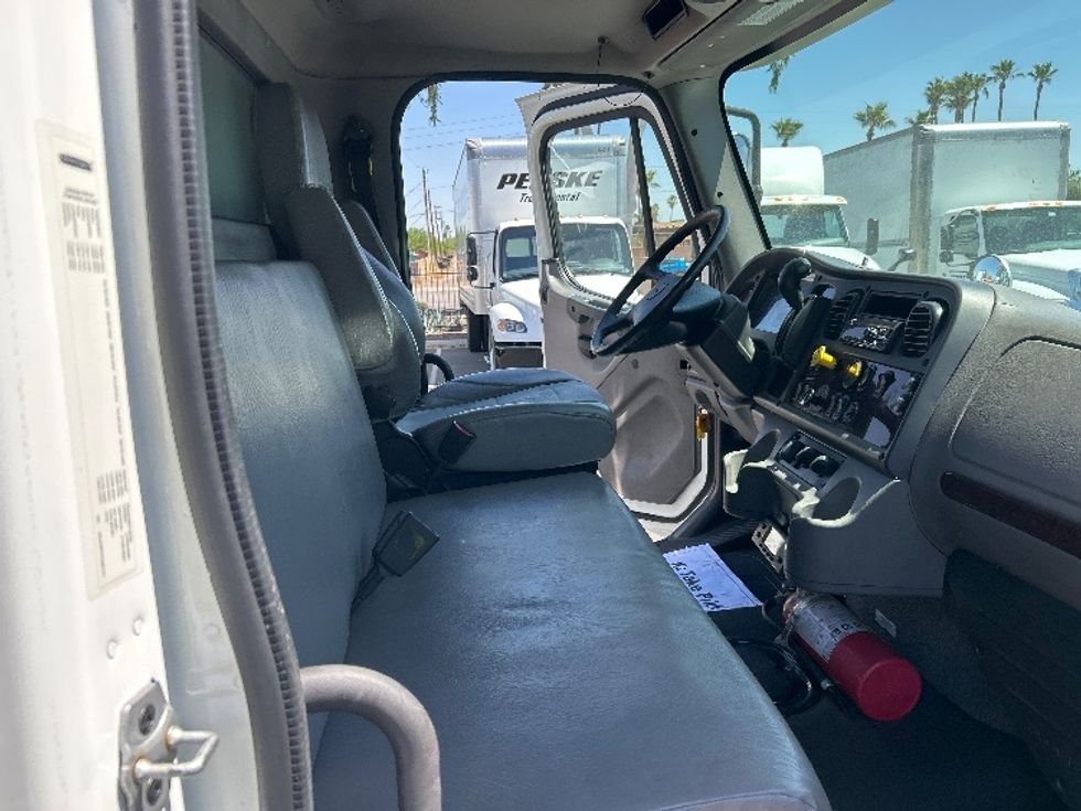Refrigerated Truck-Light and Medium Duty Trucks-Freightliner-2020-M2-Phoenix-AZ-149,234\n\t\tmiles-$ 70,500 - Image 22