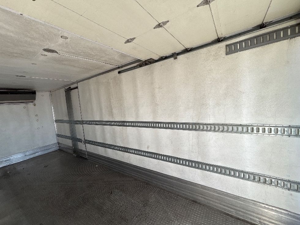 Refrigerated Truck-Light and Medium Duty Trucks-Freightliner-2020-M2-Phoenix-AZ-151,536\n\t\tmiles-$ 65,250 - Image 12