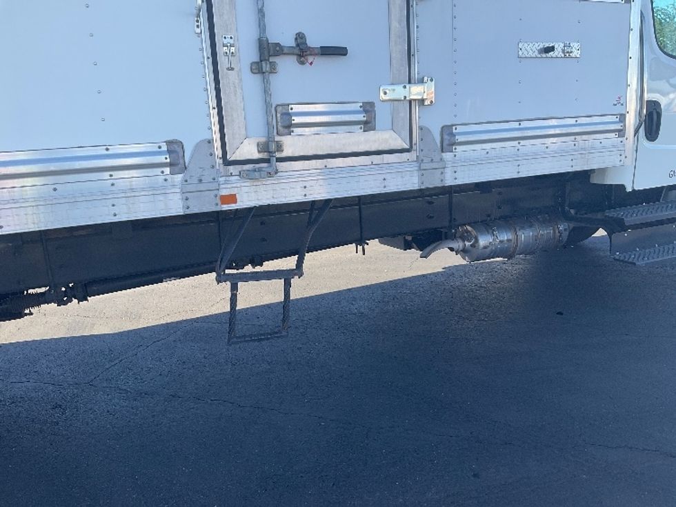 Refrigerated Truck-Light and Medium Duty Trucks-Freightliner-2020-M2-Phoenix-AZ-154,431\n\t\tmiles-$ 67,500 - Image 29