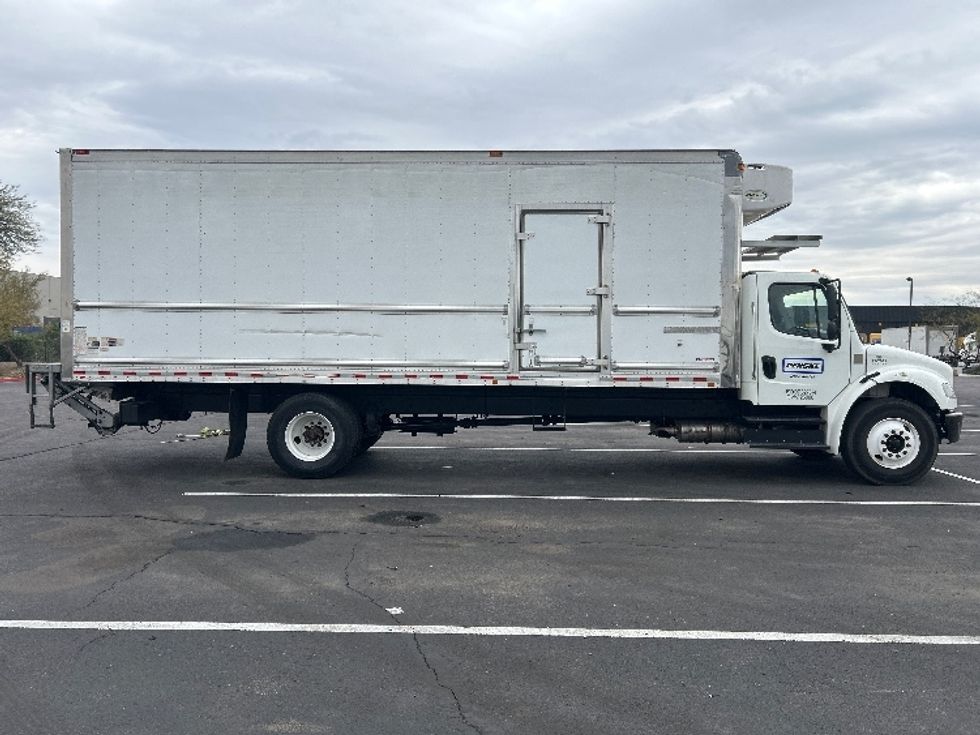 Refrigerated Truck-Light and Medium Duty Trucks-Freightliner-2020-M2-Phoenix-AZ-158,063\n\t\tmiles-$ 65,000 - Image 15