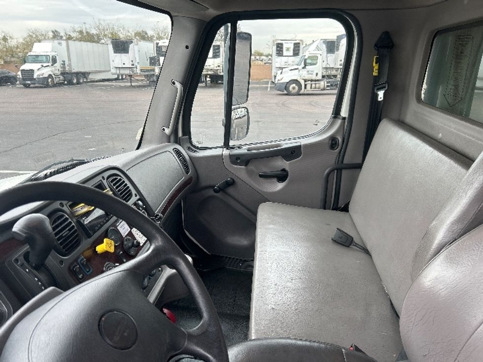 Refrigerated Truck-Light and Medium Duty Trucks-Freightliner-2020-M2-Phoenix-AZ-158,063\n\t\tmiles-$ 65,000 - Image 19