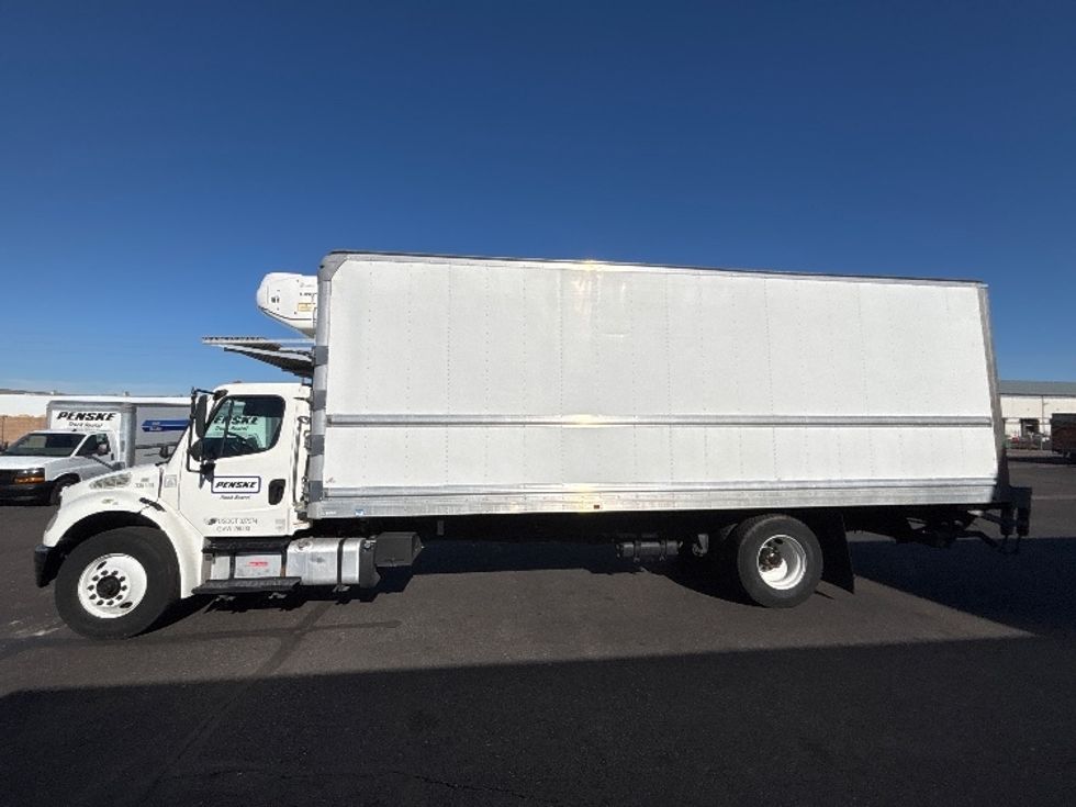 Refrigerated Truck-Light and Medium Duty Trucks-Freightliner-2020-M2-Phoenix-AZ-160,855\n\t\tmiles-$ 67,250 - Image 4